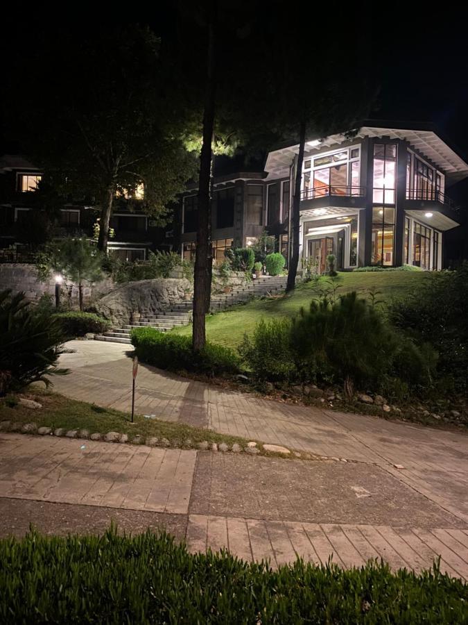 Rock City Resort Saidu Sharif Екстериор снимка