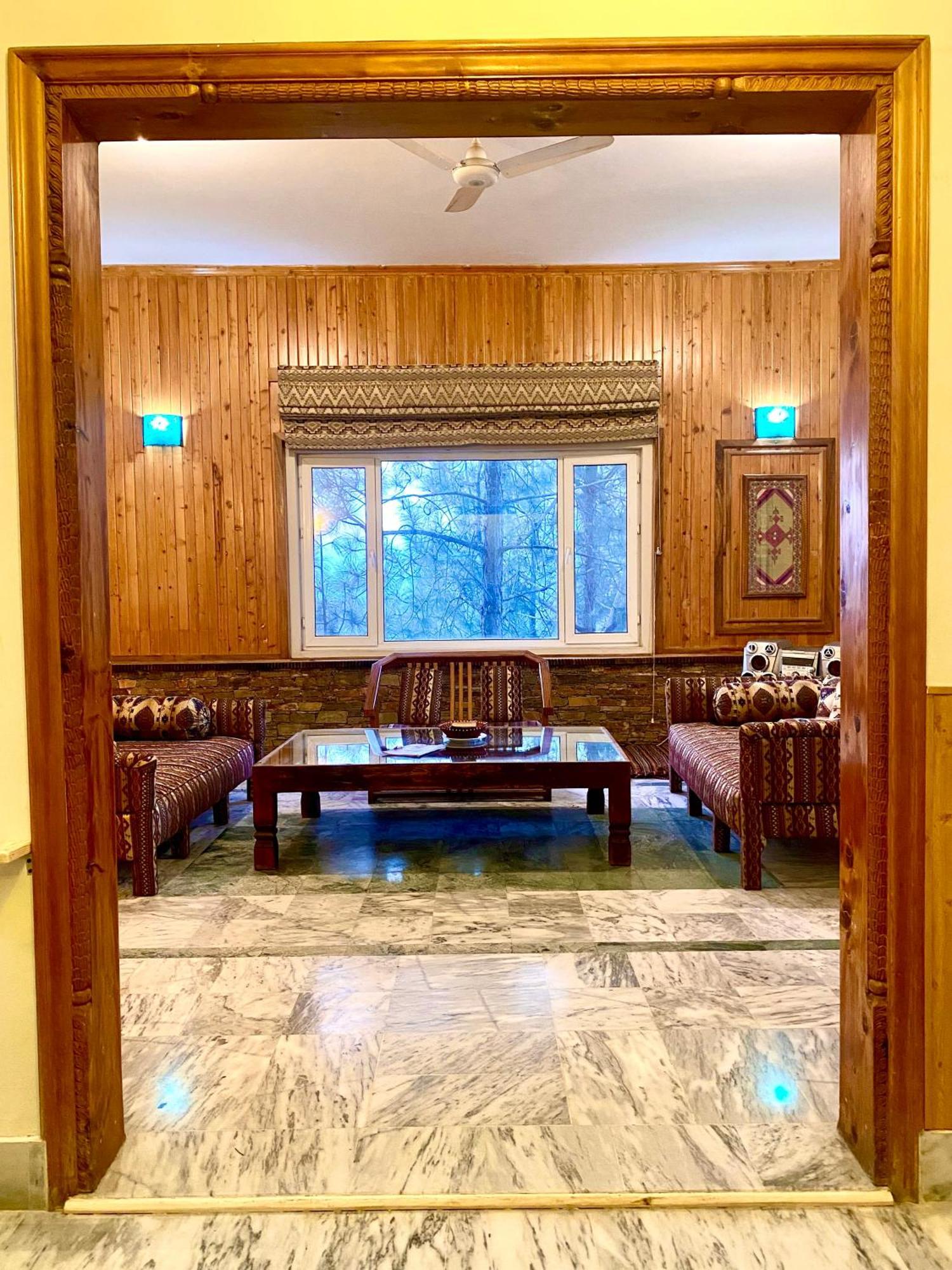 Rock City Resort Saidu Sharif Екстериор снимка