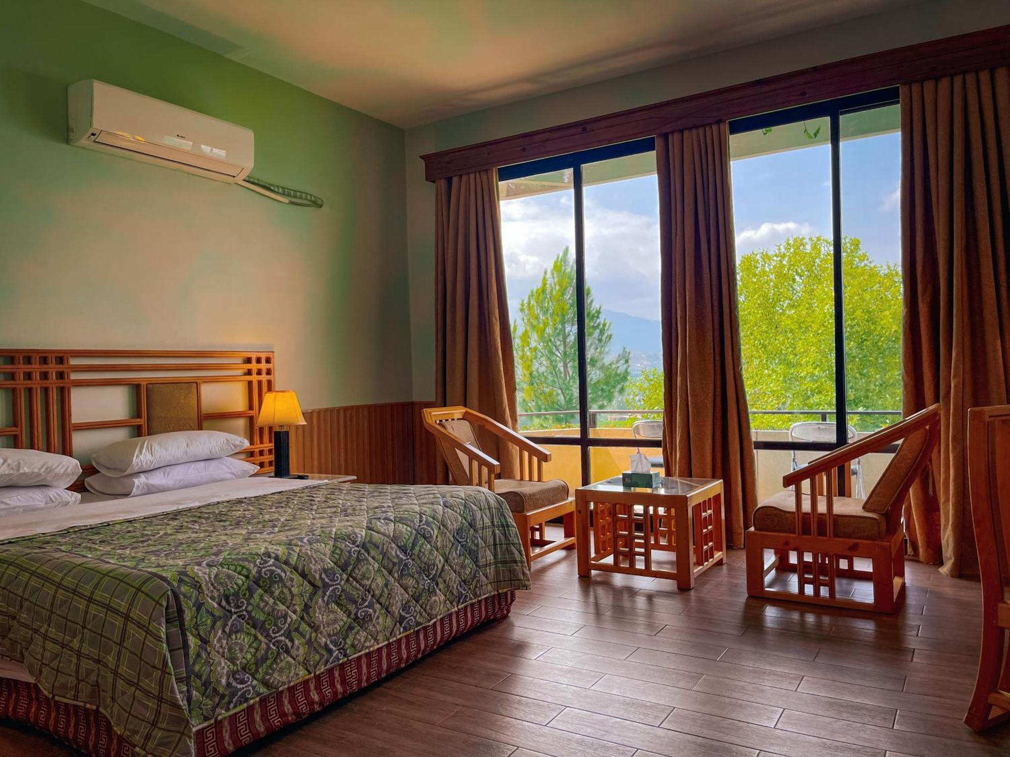 Rock City Resort Saidu Sharif Екстериор снимка