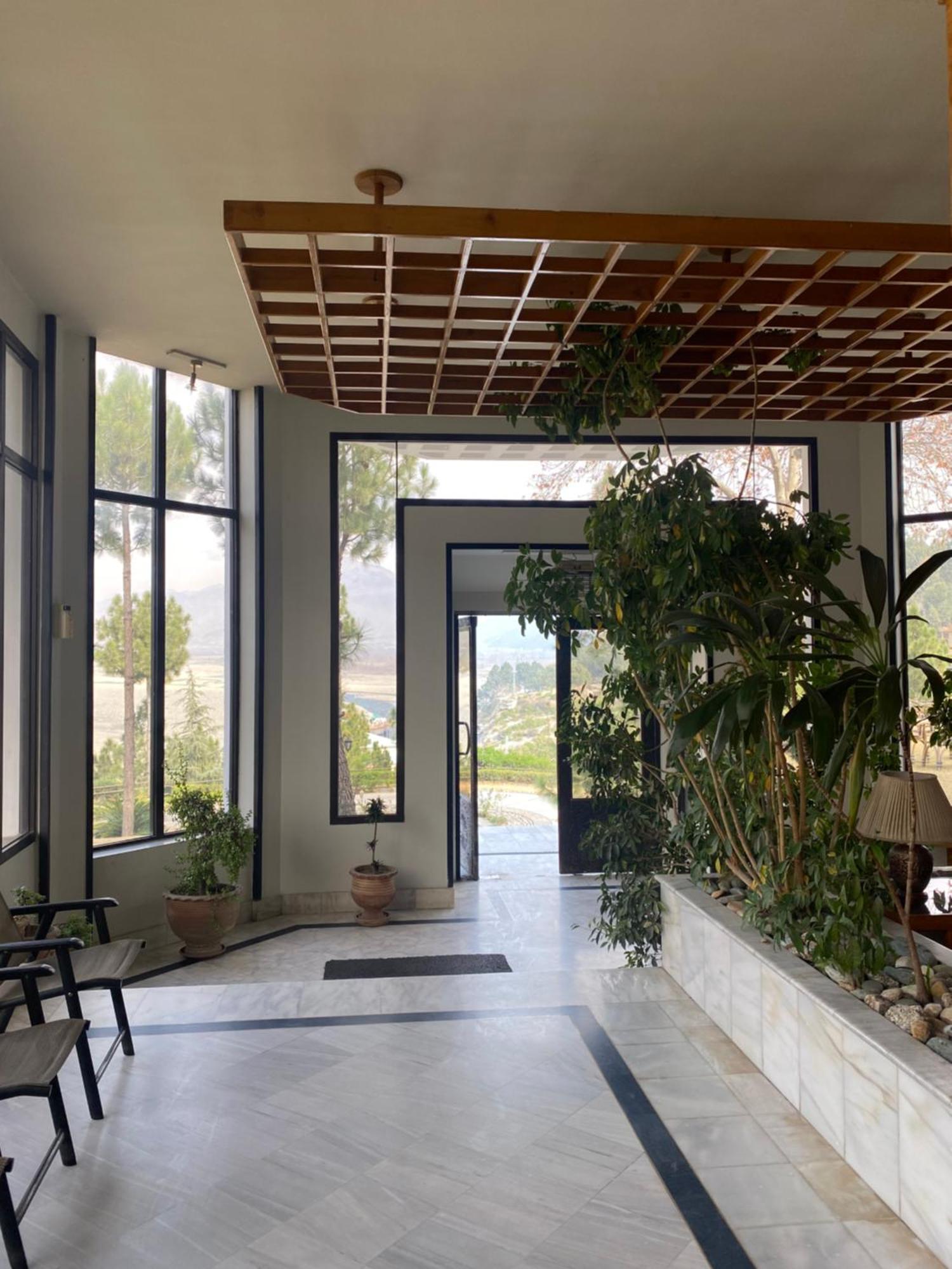Rock City Resort Saidu Sharif Екстериор снимка