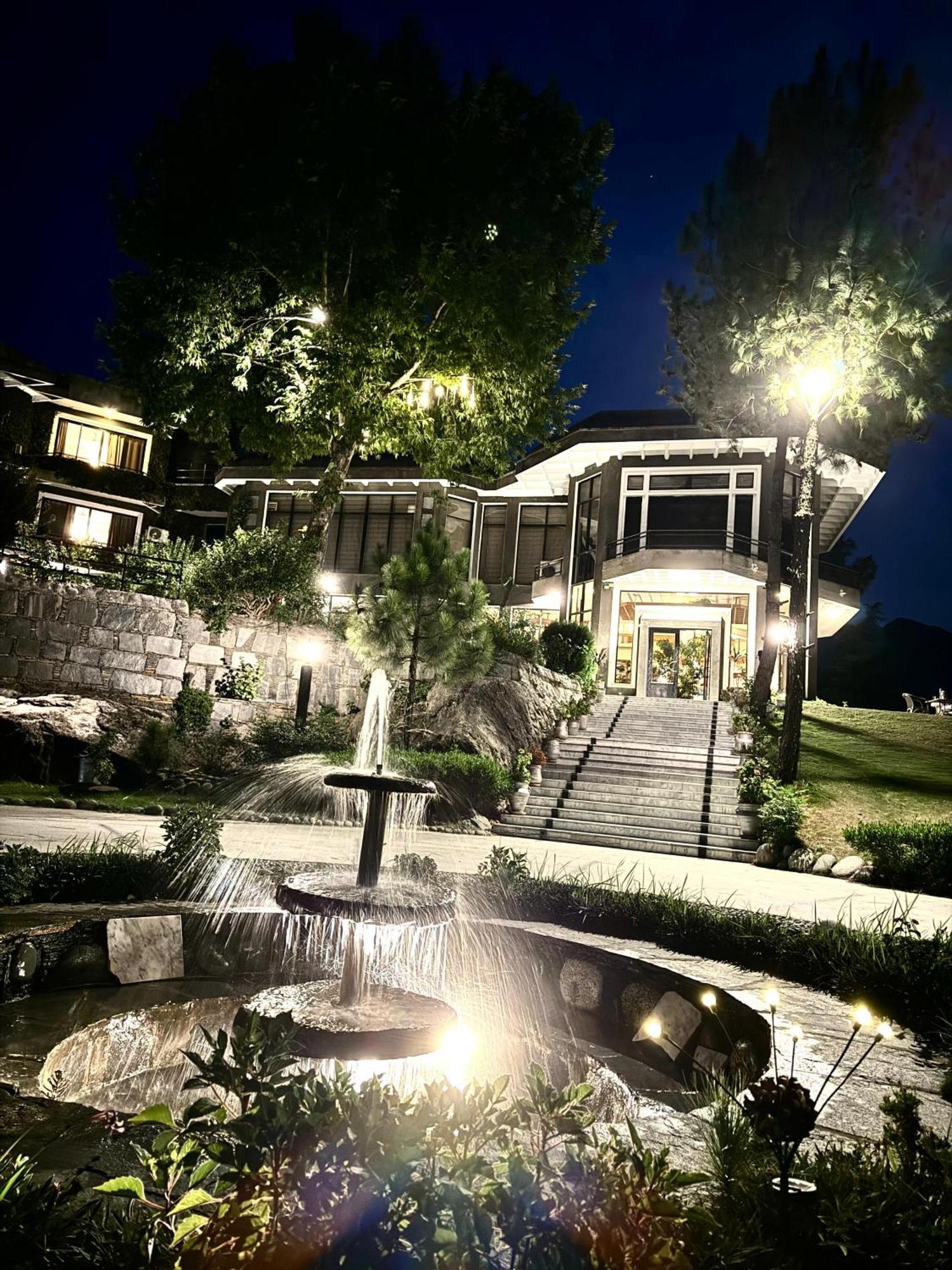 Rock City Resort Saidu Sharif Екстериор снимка